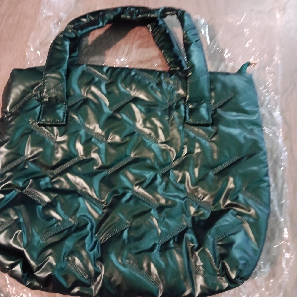 Stylish Green Quilted Tote Bag
